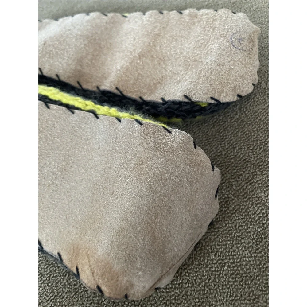 Great Outdoor Provision Co Crochet Knit Short Slipper Socks (TD)